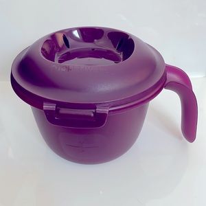 Tupperware Microwave Mini 2.5-cup Rice Maker. Cooker/Steamer in RHUBARB PURPLE